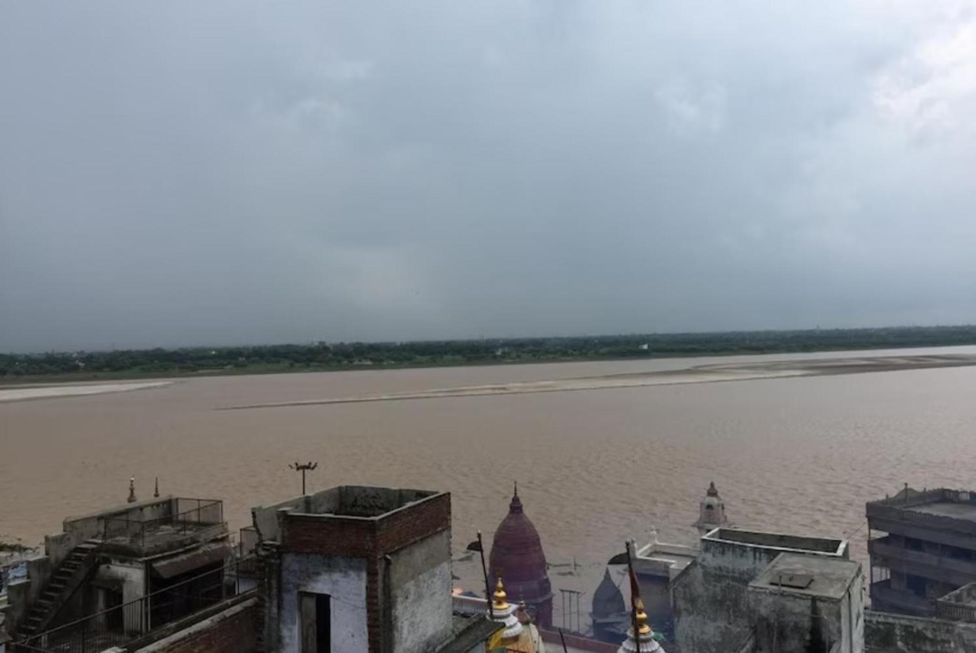 Grg Shanti Guest House Varanasi Near Manikarnika Ghat Exterior foto