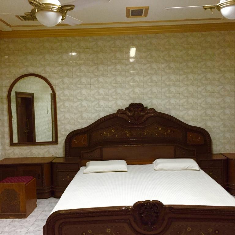 Grg Shanti Guest House Varanasi Near Manikarnika Ghat Exterior foto
